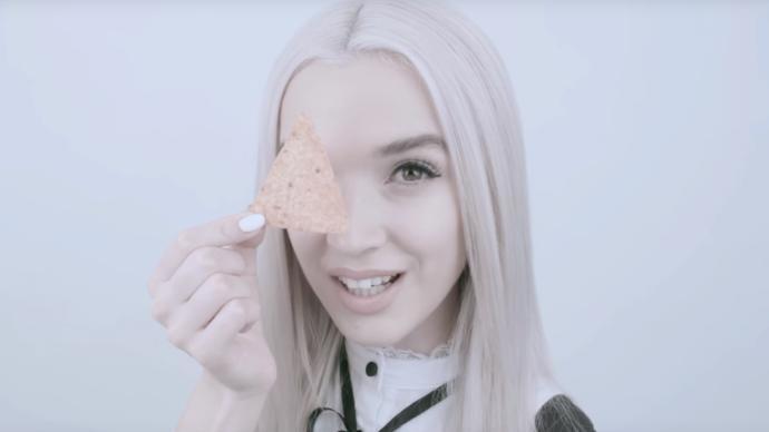 Anlaşılması Güç Tarzı İle Patlayan Youtube'un Yeni Kraliçe Adayı: Poppy