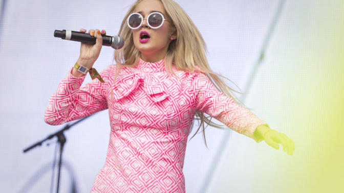 Anlaşılması Güç Tarzı İle Patlayan Youtube'un Yeni Kraliçe Adayı: Poppy