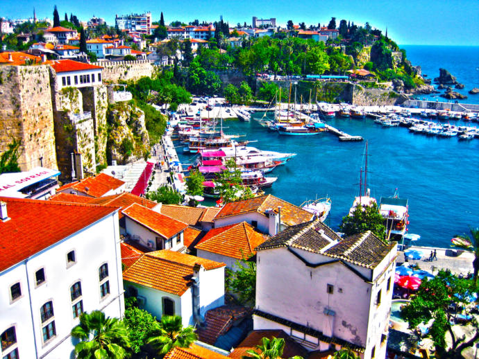 Bu Yaz Tatilinde Nereye Gitsek Diyenler İçin Tatilcilerin Gözdesi Antalya