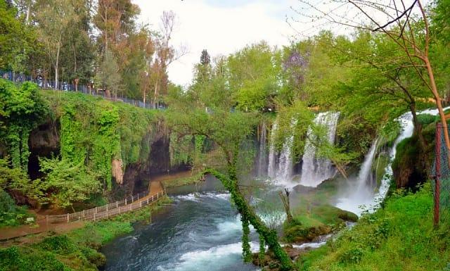 Bu Yaz Tatilinde Nereye Gitsek Diyenler İçin Tatilcilerin Gözdesi Antalya