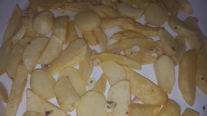 Fırında Ses Var Serisinden Tavuklu Patates Oturtma