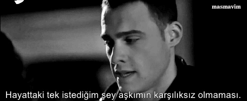 '' Sen Özgürleş Ben de Köşeme Çekileyim. Belki de En Güzel Son Böyle Yazılacaktır. ''