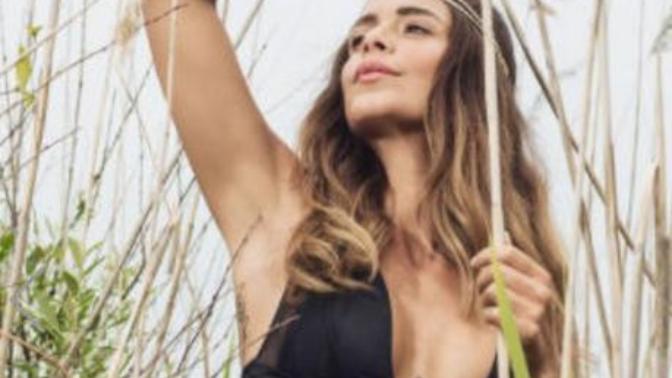 Yansın Kumsallar: En Ateşli 10 Bikini Modeli!