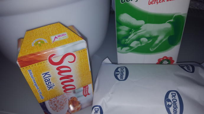 Rulokat Süslü Doğum Günü Pastası!