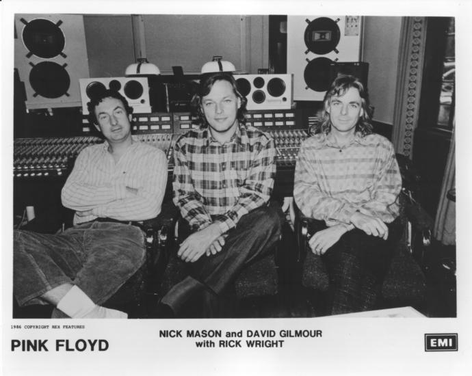 Dünyanın En Efsane Albümlerinden Dark Side of the Moon ve Pink Floyd
