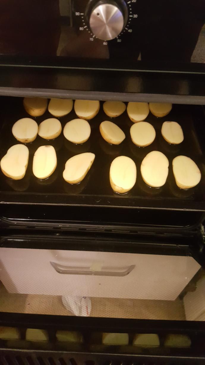 Sahurların Vazgeçilmezi Fırında Patates Tarifi
