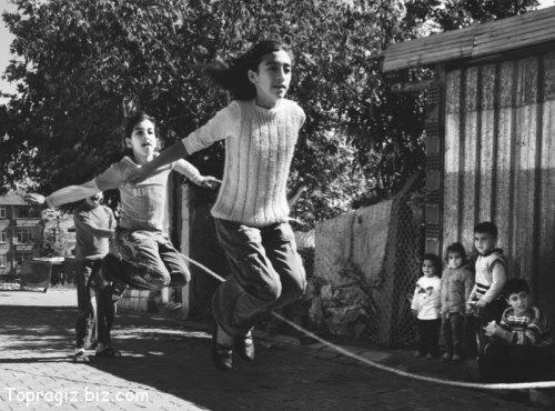 Bu Dünyada Artık Çocuklara Yer Kalmadı