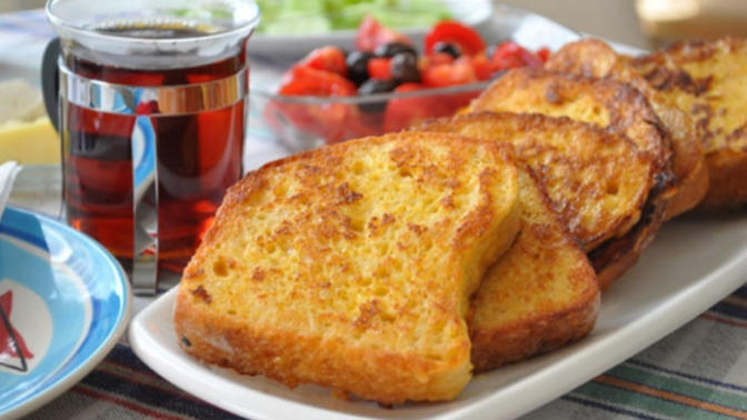 Bayat Ekmekleri Değerlendirmenin En Kolay Yolu Yumurtalı Ekmek!