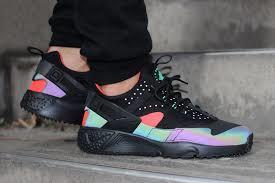 Nike Huarache Sizi Büyülemeye Geliyor