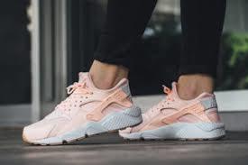 Nike Huarache Sizi Büyülemeye Geliyor