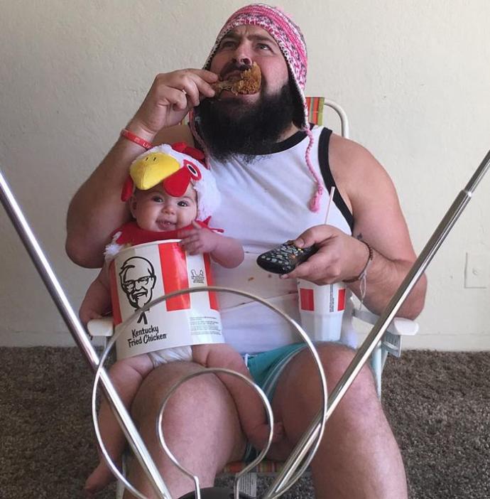Eğlenceli Kostümlerle Kamera Karşısına Geçen Dünyanın En Güzel Baba ve Kızı!