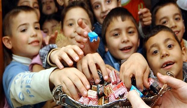 Bayramın Şekerini Alıp Götüren, Başımızın Belası O Sorular!