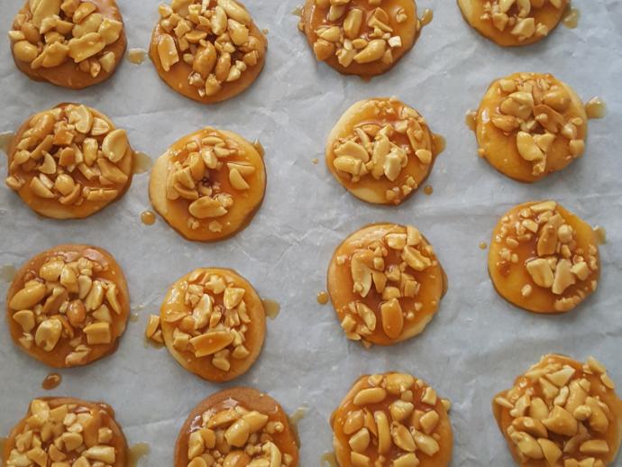 Eşsiz Lezzeti ve Kolay Yapımıyla Snickers Kurabiye