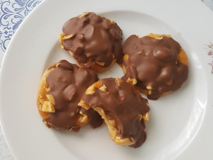 Eşsiz Lezzeti ve Kolay Yapımıyla Snickers Kurabiye