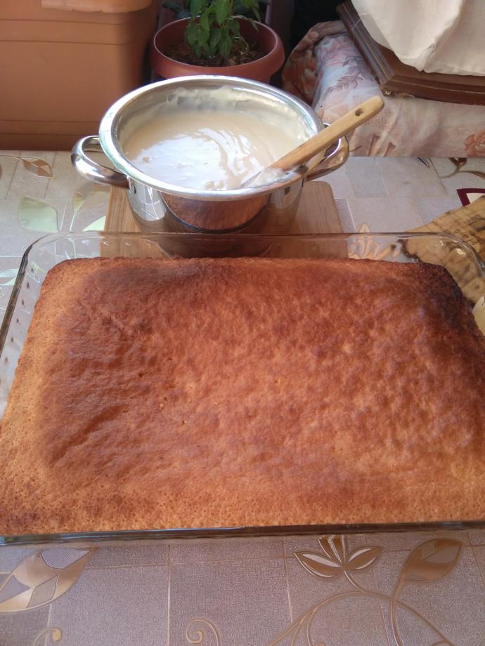 Damadı Eksik Beyaz Örtülü Gelin Pastası
