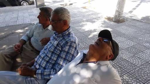 Her Yaz Görmeye Alıştığımız, Sıcaktan Adeta Ölüp Ölüp Dirilen İnsanların Klişeleşmiş Halleri
