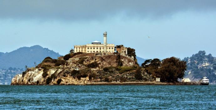 Tarihin Sırları: Kaçmanın Mümkün Olmadığı Alcatraz Hapishanesinden Kaçış 
