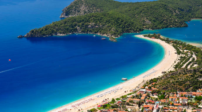 Yaz Bitmeden "Bir Acayip" Tatil Planı Yapmak İsteyenlere 7 Öneri!