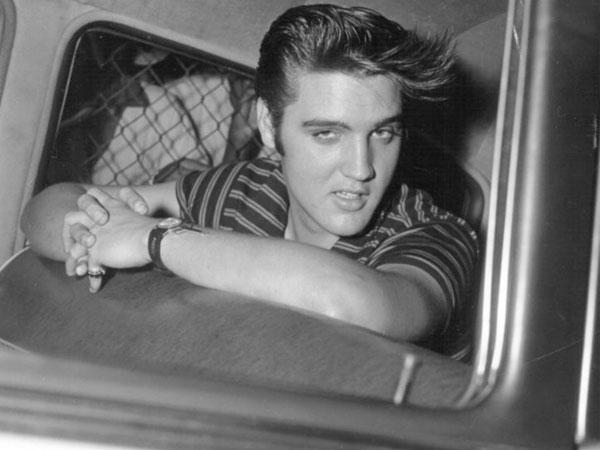 Elvis Presley’nin İlk Kayıt Denemesi Annesine Yazdığı “That’s All Right (Mama)” Parçası!