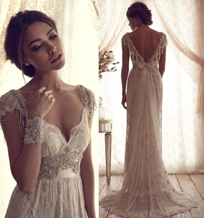 Evliler Bile Nikah Tazelemeyi İsteyecek: Klasik Gelinliklere Veda Ettiren 5 Trend Gelinlik!