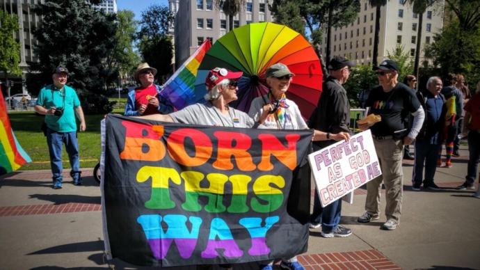 Homofobi ve Transfobi Nedir? LGBT Birey Olmak