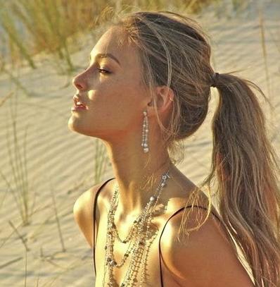 Plajda Islak Saçlarla Göz Doldurmanızı Sağlayacak 5 Saç Modeli!