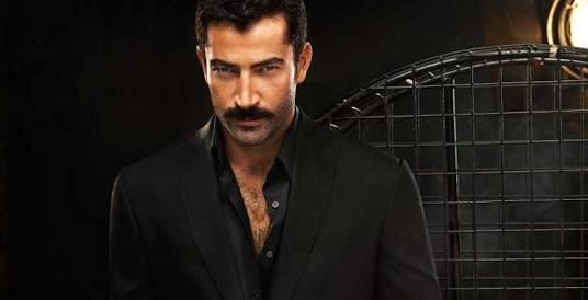 Ekrana Çok Yakışan Sempatik Başarılı Oyuncularımız!