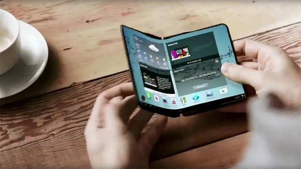 Lenovo'dan Bir Devrim! Artık Herkesin Katlanabilir Tableti Olacak