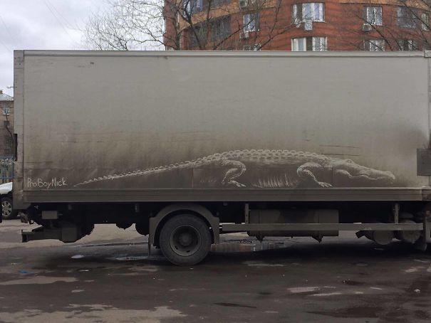 Sokaklarda Rastgele Fotoğraflanmış 10 Eğlenceli Vandalizm Eylemi