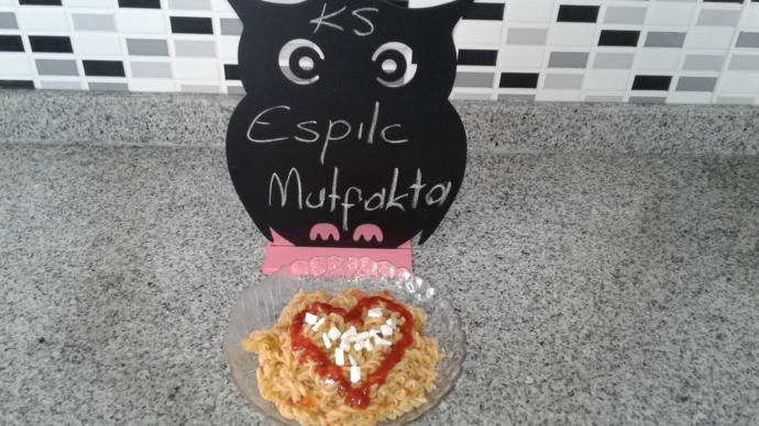 Esρilc Mutfakta: Aşk Kokan Kolay Makarna Tarifi!