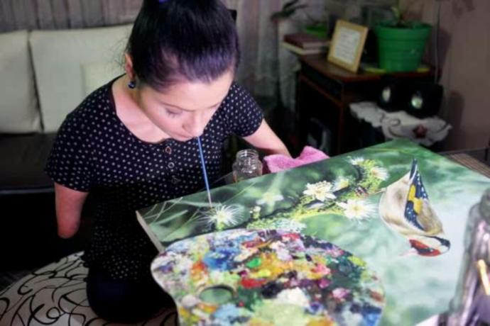 Sanat İçin Hiçbir Şeyin Engel Olmadığını Kanıtlayan Engelli Ressam: Zuly Sanguino!
