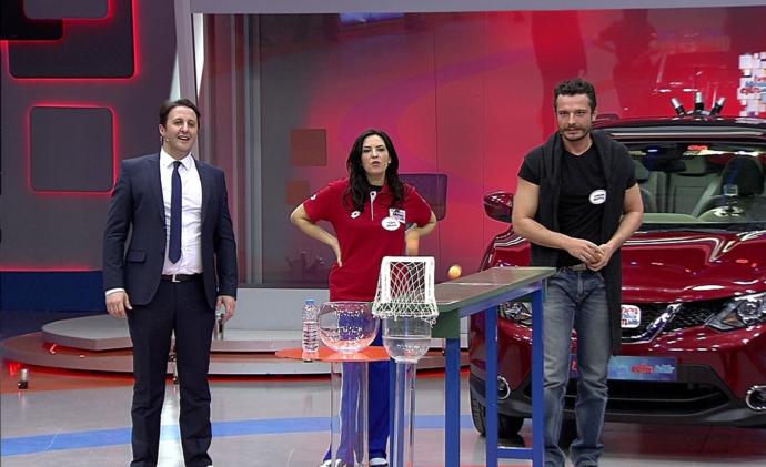 "Ben Bilmem Eşim Bilir" Deyip Evliliklerinden Olan 5 Ünlü Çift!