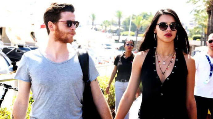 Metin Hara ve Adriana Lima Aşkına Yönelik Yapılan En Komik Yorumlar