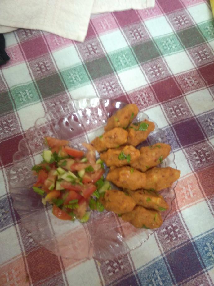 Evde Kalan Bayat Ekmeklerle Patates Köftesi