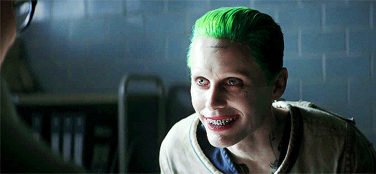 Gökkuşağı Kadar Renkli, Kremalı Cupcake Tadında Bir Aşk: Suicide Squad!