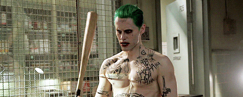 Gökkuşağı Kadar Renkli, Kremalı Cupcake Tadında Bir Aşk: Suicide Squad!