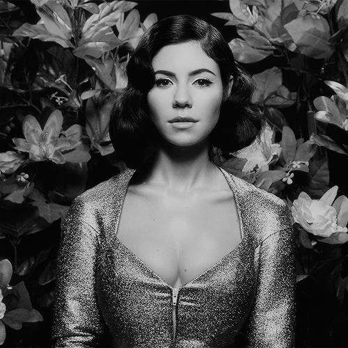 Cennetten Gelen Bir Ses: Marina Diamandis