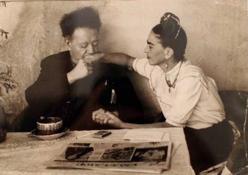 Büyük Bir Aşk, Büyük Bir Vazgeçiş: Frida Kahlo