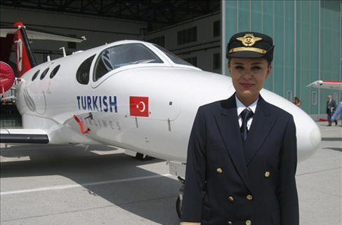 Türkiye'de Pilot Olabilmek İçin Gereken Şartlar Ve İzlenilmesi Gereken 4 Yol