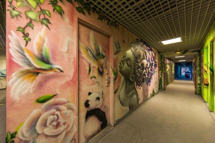 100 Grafiti Sanatçısının Bir Araya Gelerek Ortaya Çıkardıkları Muhteşem Renkli Görüntüler