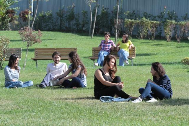 Üniversitenin İlk Günü Yapmanız Gereken Şeyler!