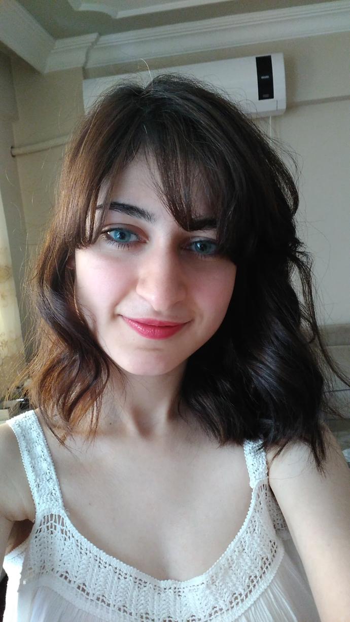 Burnu çok uzun bir kızdan rahatsız olur musunuz?