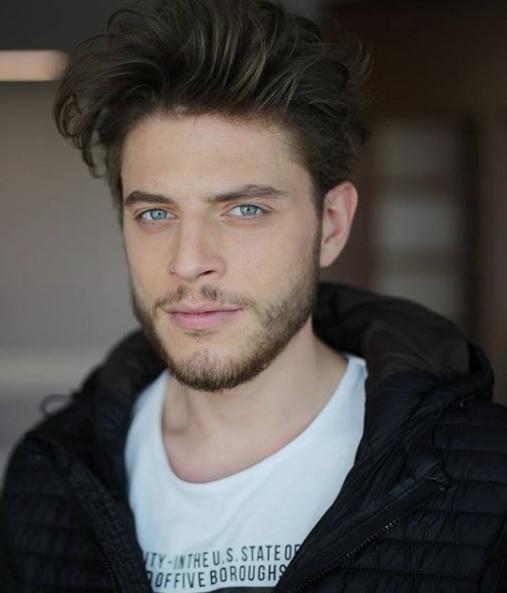 Burak Tozkoparan mı ? Ali Burak Ceylan mı ? hangisi daha yakışıklı?