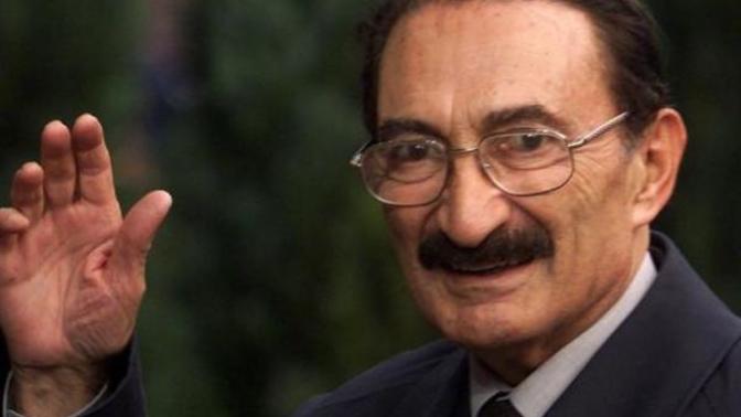 Arkadaşlar , Bülent Ecevit mi Necmettin Erbakan mı? Hangisi Daha Başarılı Ve Cesur Bir Liderdi?