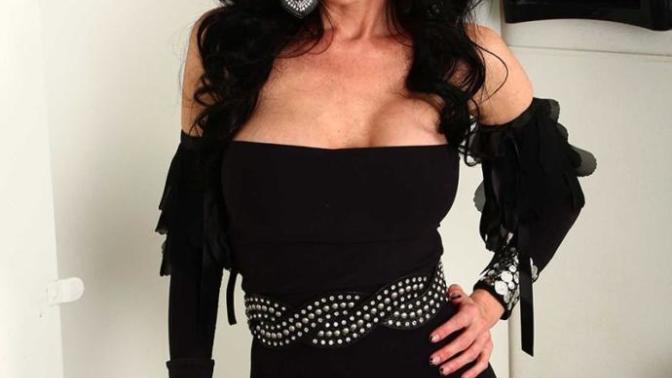 Dominant/vahşi partnerleri sevdiği bilinen  p*rno yıldızı Veronica Avluv, kendisini kimin tam olarak tatmin ettiğini söylemiştir?