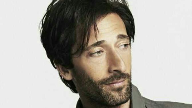 Adrian Brody sizce de karizmatik mi?