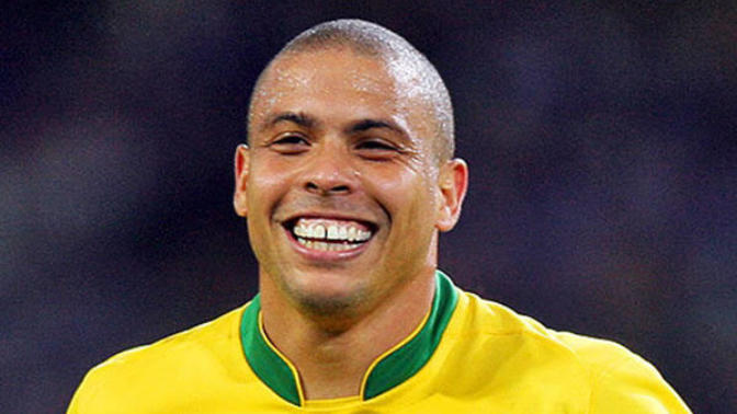 Sizce hangi Ronaldo daha efsane?