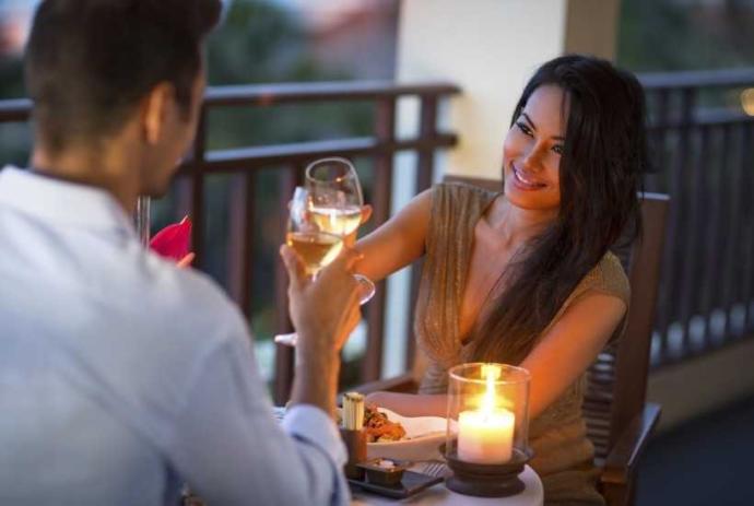 Flört döneminde yapılmaması gereken hatalar nelerdir? ( Kız / Erkek )?