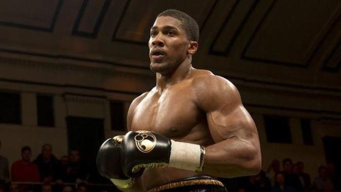 Antony Joshua ve Taha Akgül sokakta dövüşseler sizce kim yener?