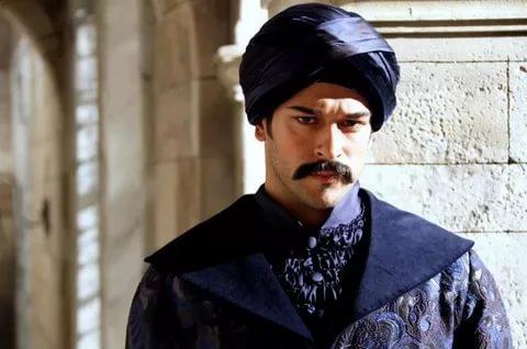 Burak Özçivit'in, Ertuğrul Bey'in oğlu Osman Gazi rolünde başarılı bir performans sergileyeceğini düşünüyor musunuz?